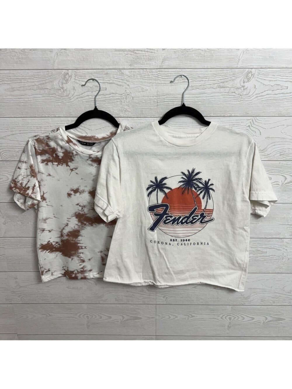 Pair Of Women’s White Cropped Short Sleeve Tee Shirts. Size S - Picture 1 of 6
